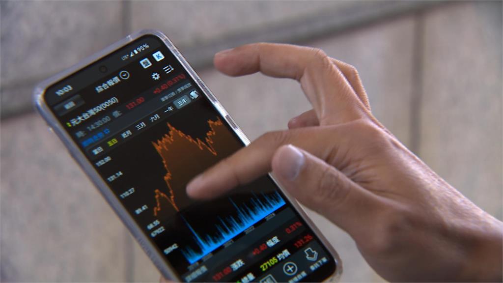出家人解定存搶買ETF？國泰金李長庚：熱度嚇人