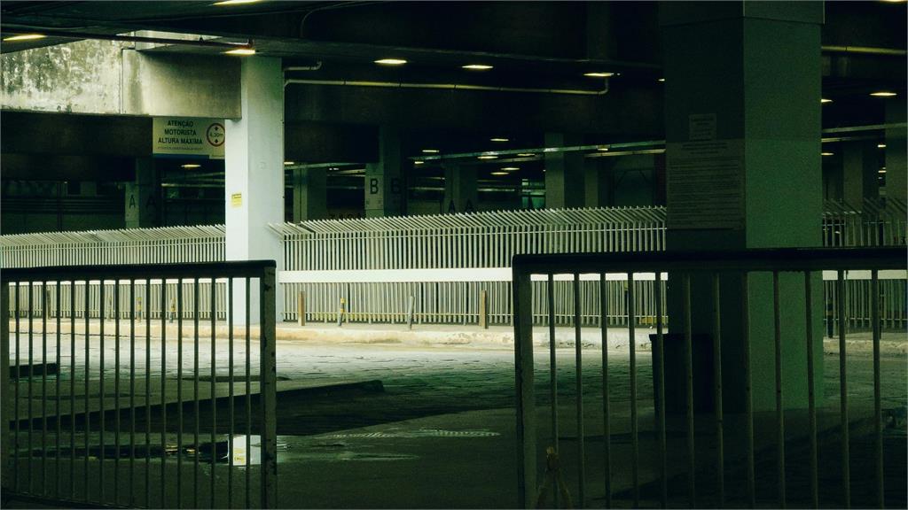 信義地下停車場「25歲公關女遭割喉亡」!兇嫌疑同夜店員工「業者回應曝光」