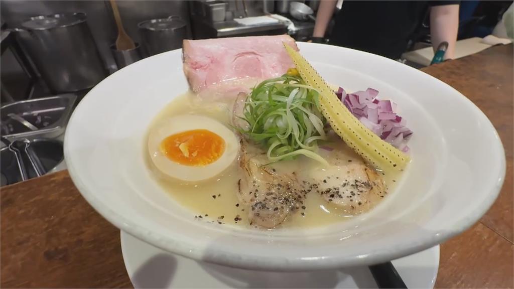 消費者吃完拉麵「狂拉肚子」　衛生局責令：清消停業一日