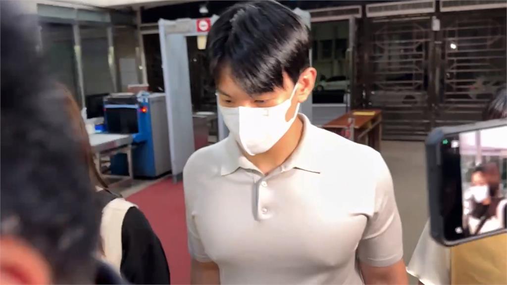 "小英男孩"涉綠能收賄 鄭亦麟.東煒創辦人父子聲押禁見