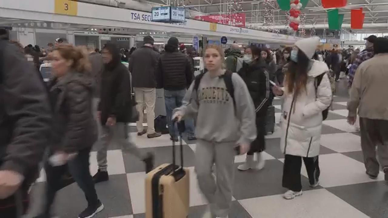 美國耶誕假期掀返鄉潮　搭機切記「別穿亮片衣」