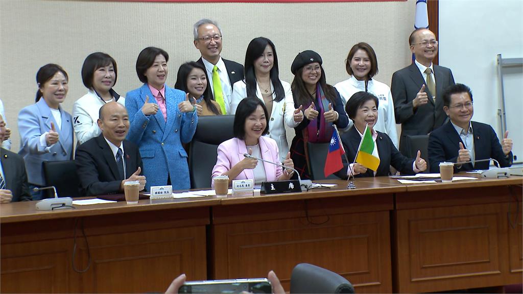柯志恩成立「台愛國會議員友好協會」　韓國瑜出席挺選高雄？