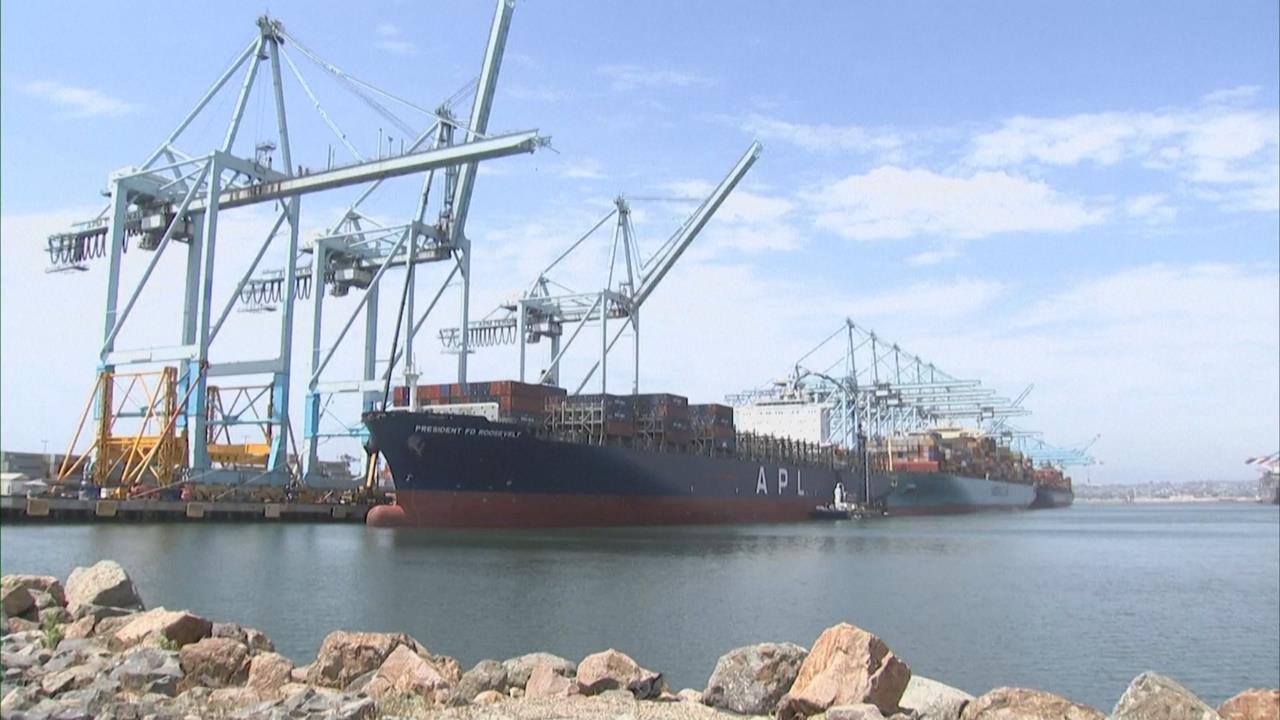 美中互徵港口費今生效 川普再放話禁中食用油