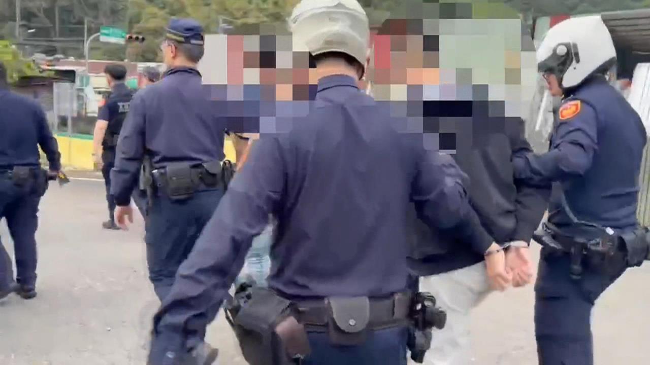 不捨女友想護花！　　少觀所外險爆衝突　4男2女全遭逮