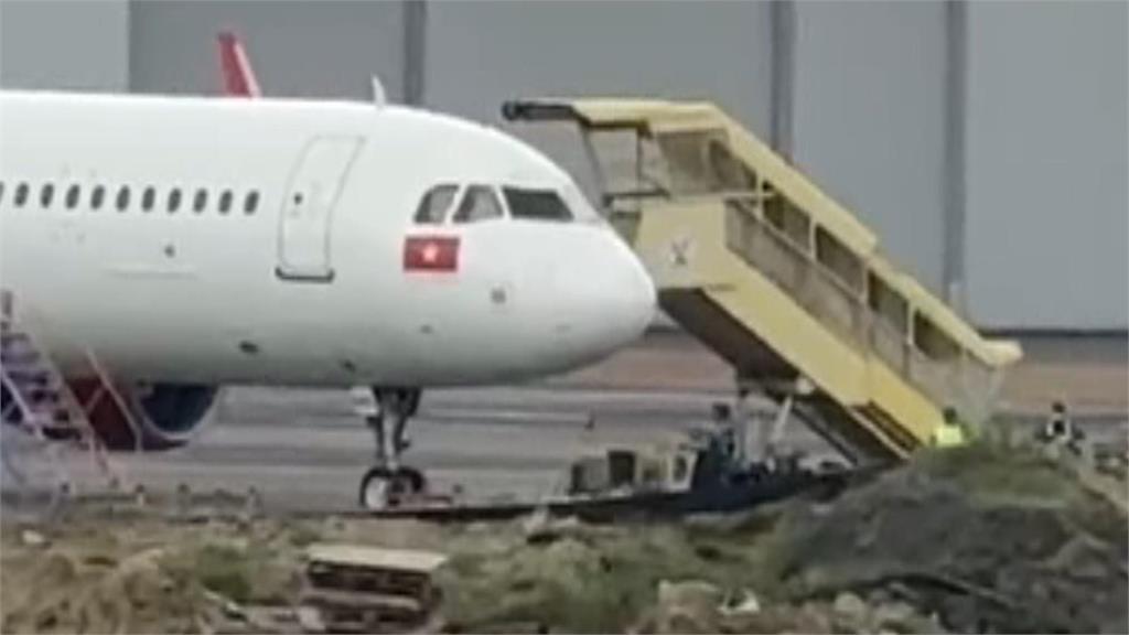 越捷航空首爾飛峴港出狀況! 轉降小港機場 旅客228人平安