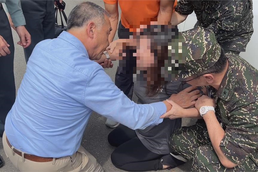 快新聞／海軍陸戰隊鄭姓中尉輕生案　父親今赴營區意圖自焚