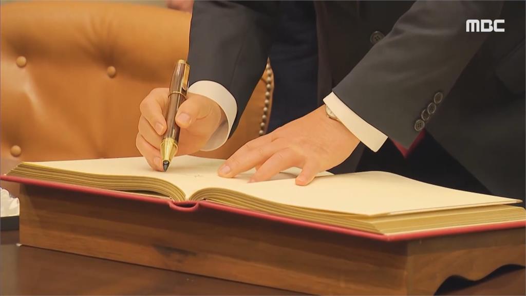 川普放過？　「澤倫斯基時刻」沒有發生　美韓峰會氣氛融洽