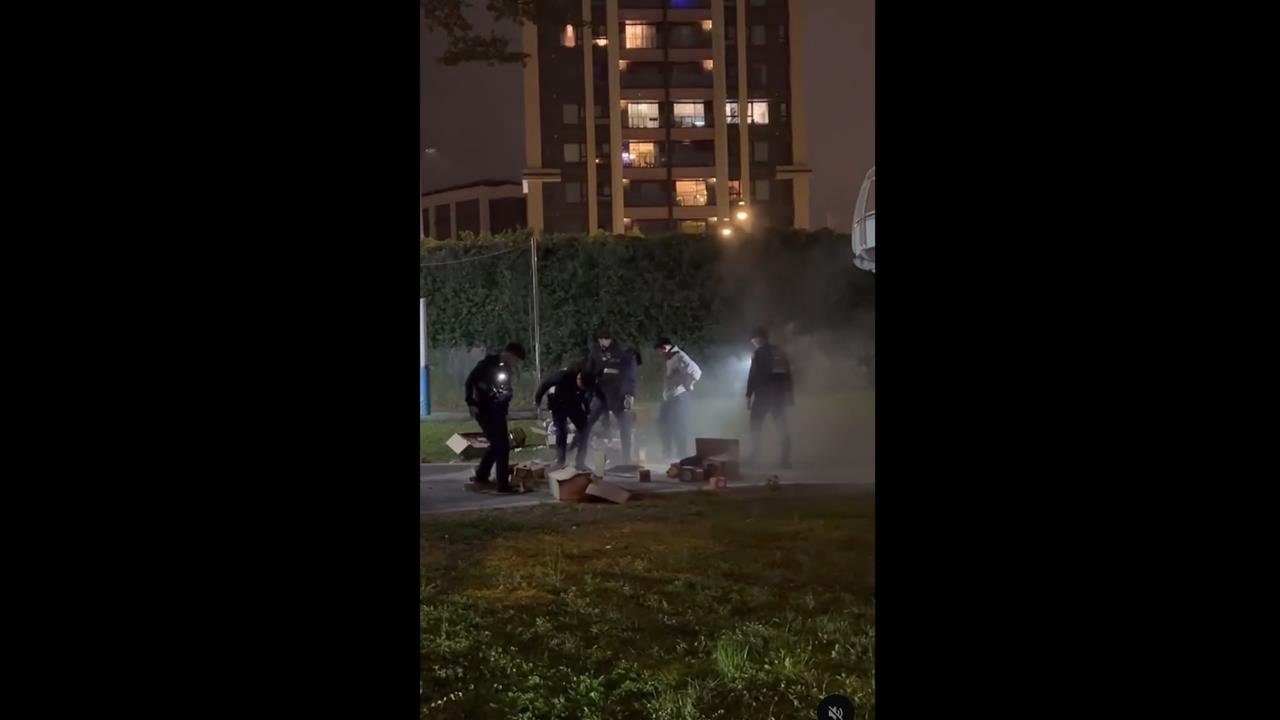 樂極生悲！深夜放煙火太吵遭報警　失聯移工意外被逮