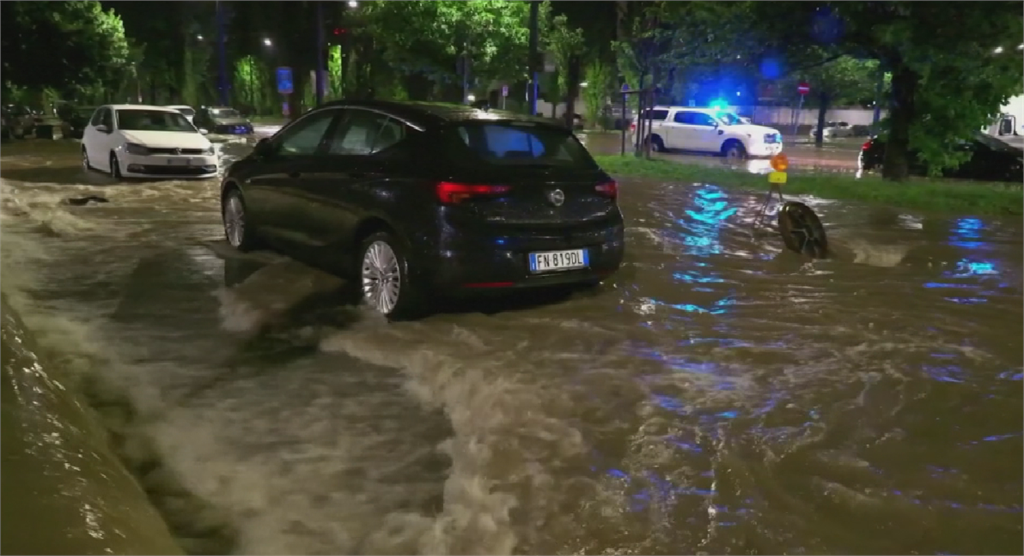 米蘭一夜大雨 部分地區道路變河流