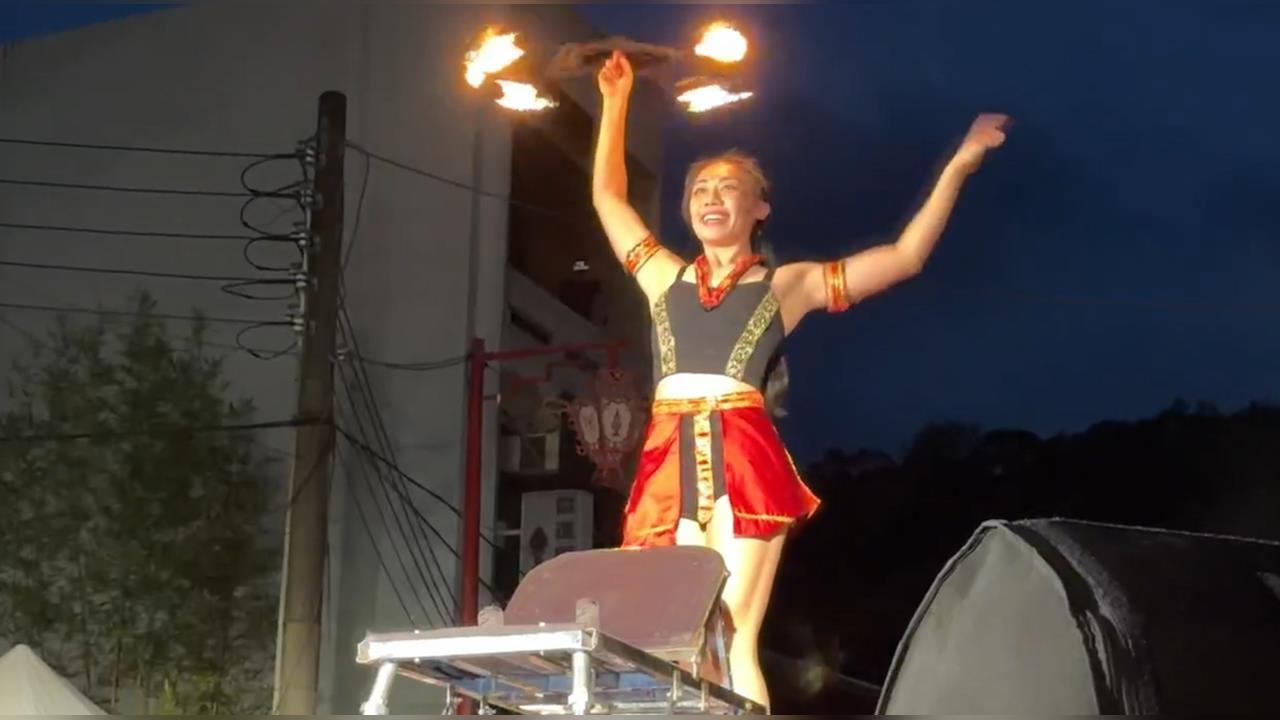 新竹北埔油笐火鬧元宵　楊立微再度上演「火之桌」