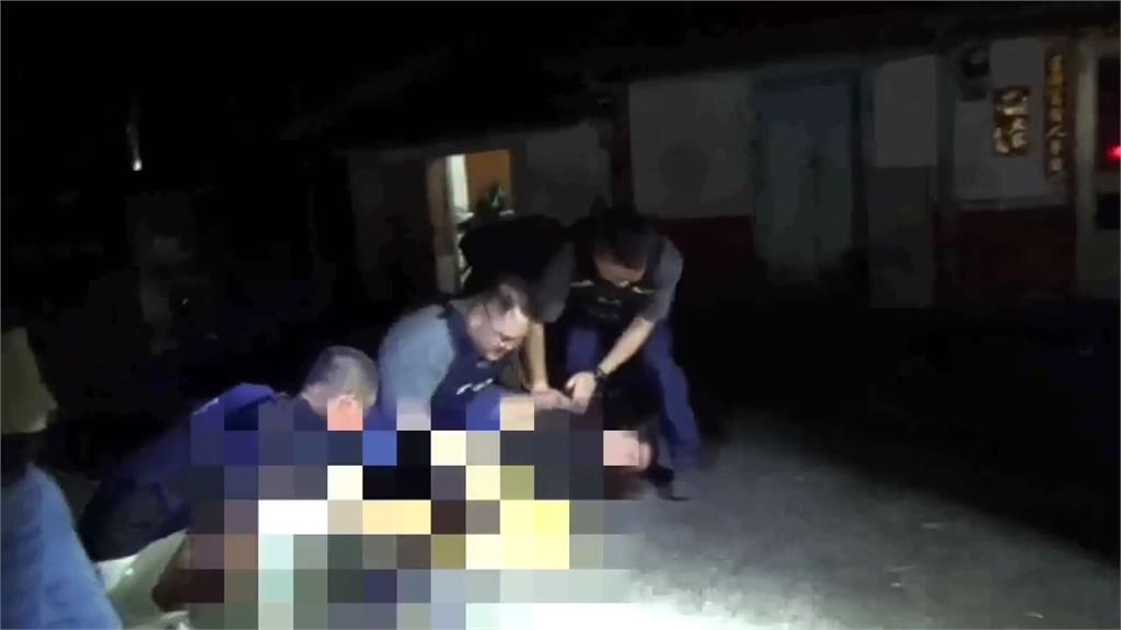 扯!雲林地檢署內毒嫌公廁拉K 南投水里男隨機試槍