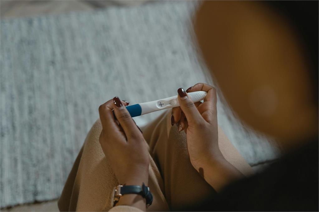 他一次就把姊姊朋友們肚子搞大　網：要確定真的是你的欸