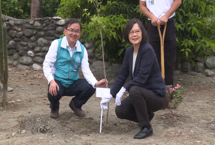 劉櫂豪提「四創三新一園區」 總統全力相挺