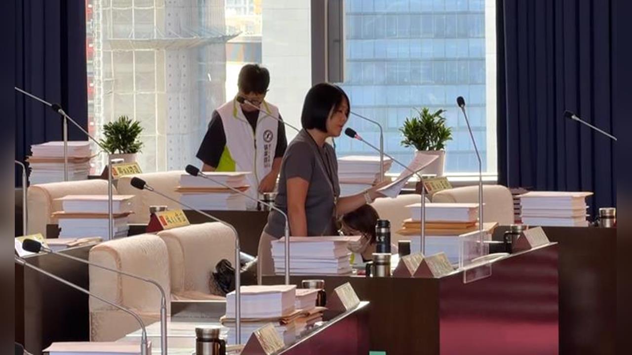 區長對部屬伸鹹豬手竟訴願成功 中市府:依程序處理