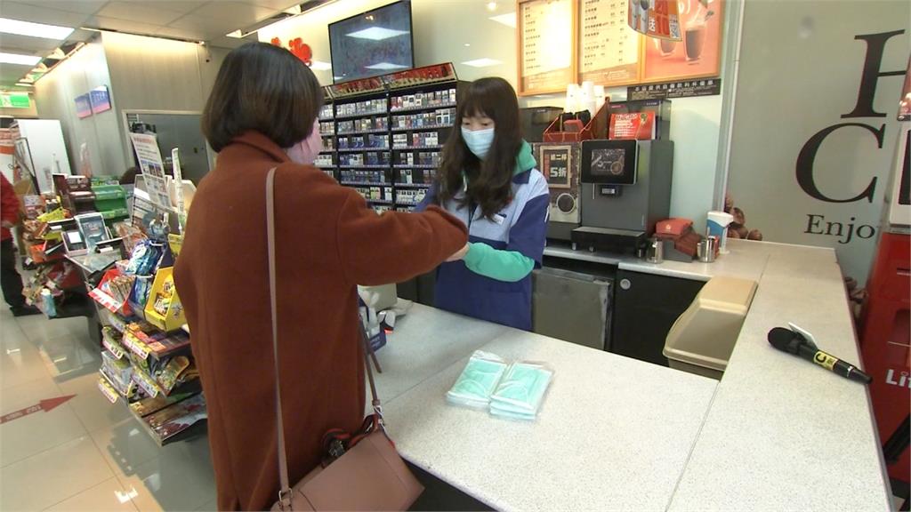 晚上8點口罩陸續配送超商 實測結果為「這樣」
