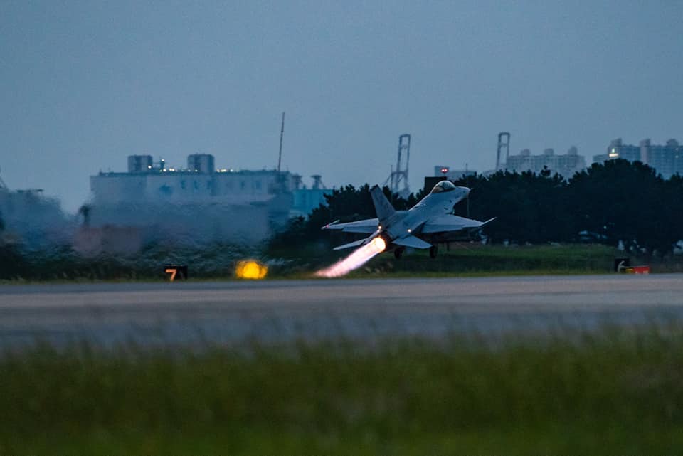 快新聞／偷拍南韓空軍基地被逮到！　中國高中生認：我爸是中國公安