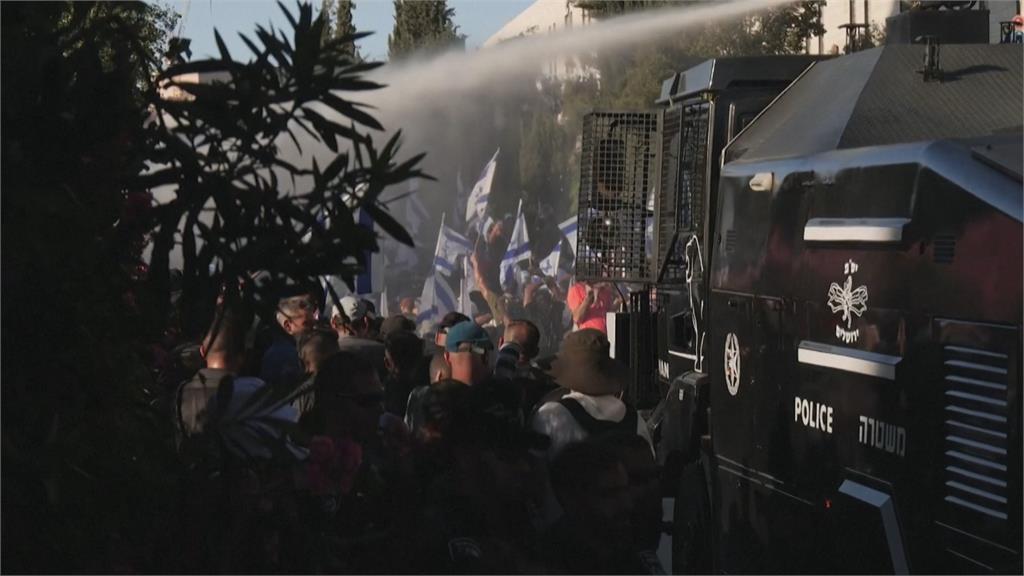 以色列國會通過爭議司改案　全國爆抗議、醞釀大罷工