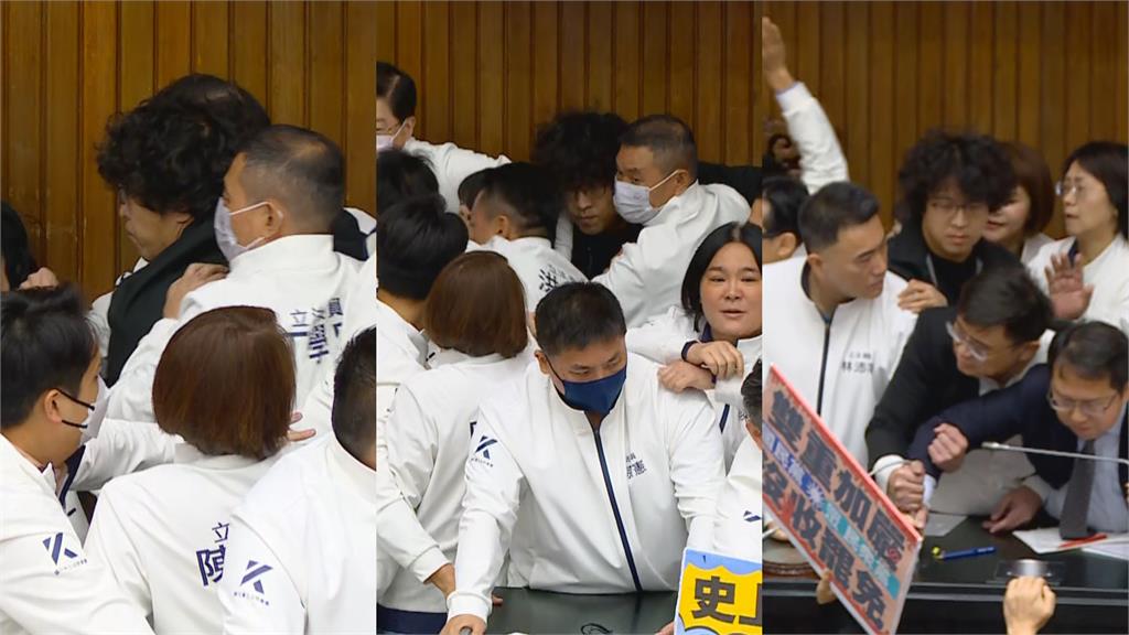 快新聞／藍突襲審選罷法爆朝野衝突！　沈伯洋被拉扯上演「乾坤大挪移」