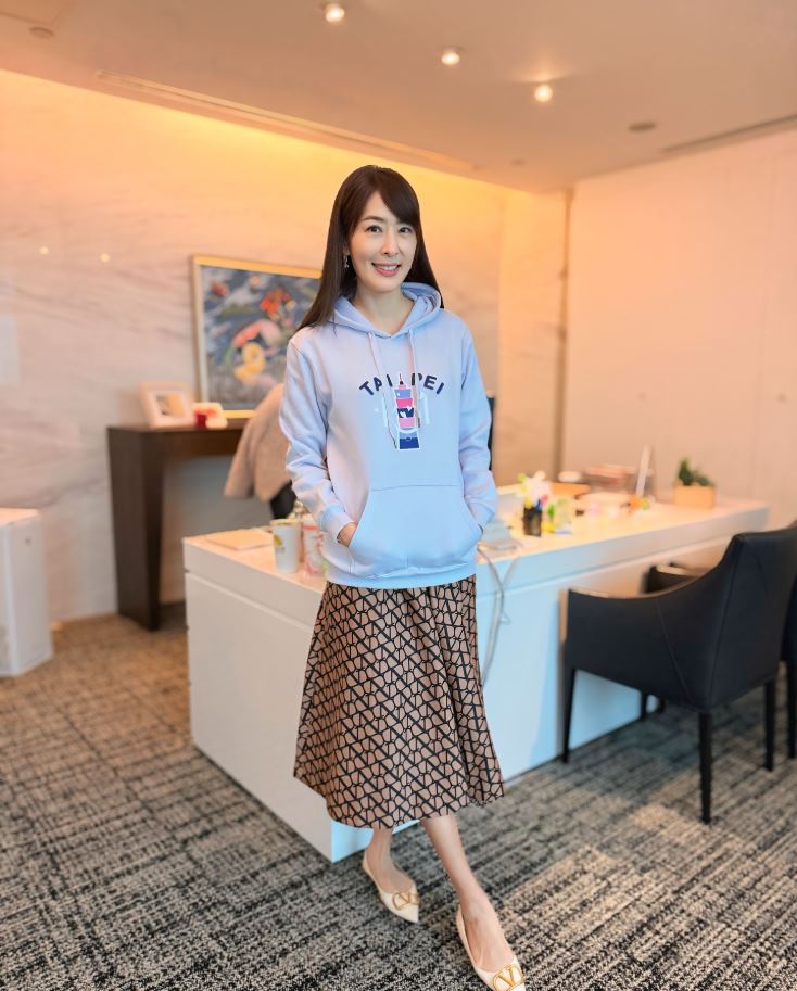 賈永婕推「永婕同心」帽T又被罵!高EQ回:絕對不會被打倒