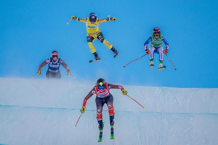 法國越野滑雪世界盃　奧地利選手高速過彎一路領先奪冠