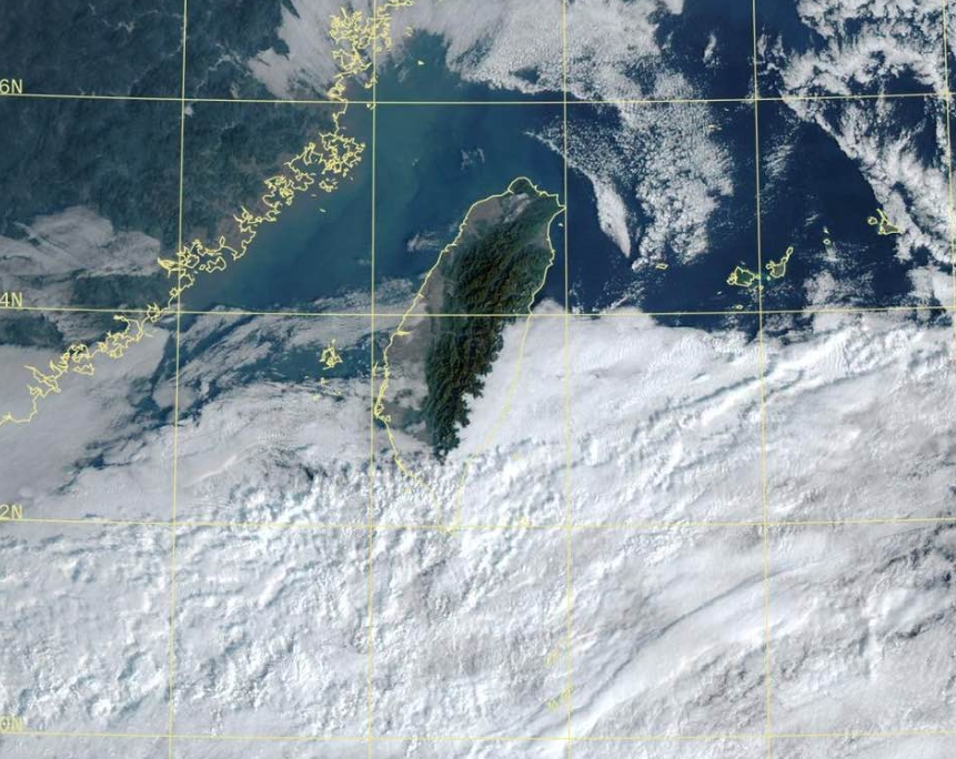快新聞／好好把握豔陽天！鄭明典PO一圖「密雲慢慢接近」　網驚：水氣也太多