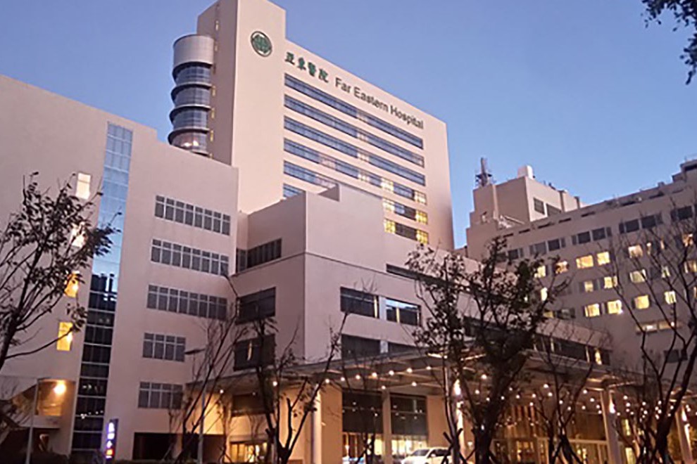 快新聞／又傳疑似虐童案！新北土城2歲男童「全身傷痕」　送醫插管急救中