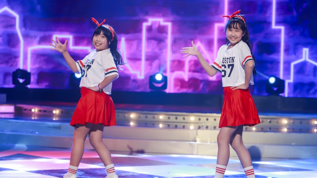 《超級冰冰Show》孩子王PK賽掀議!歌舞表演不夠看 網狂讚組合「一亮點」:太精彩