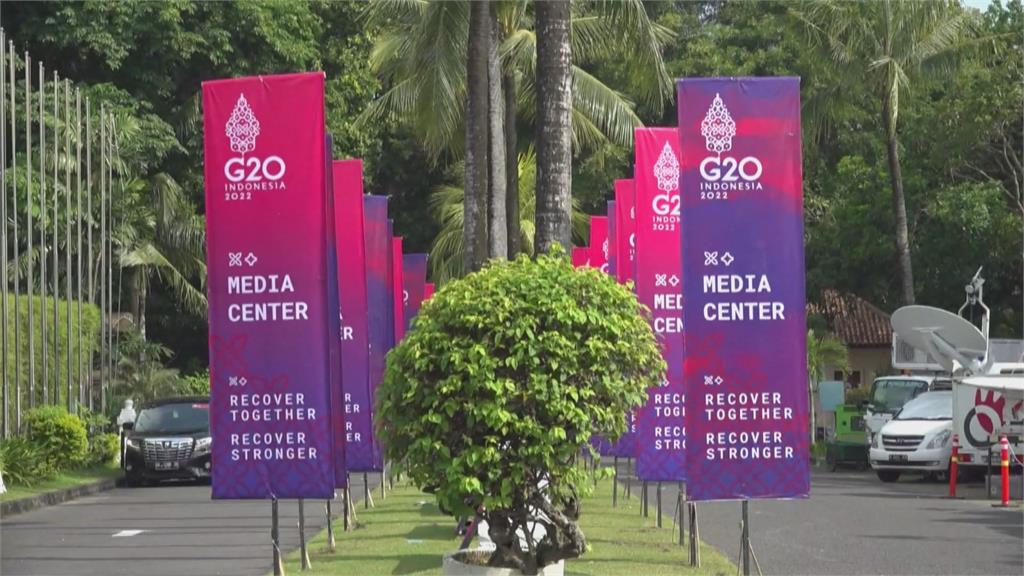 首度海外亮相！　鴻海電動巴負責接送G20貴賓　台灣企業家第一人！　劉揚偉B20峰會暢談願景
