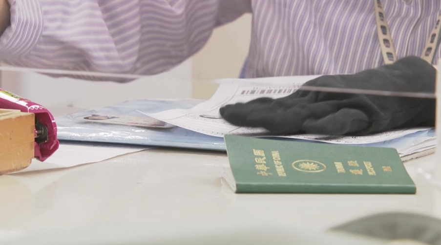 搶出國「護照申辦量」激增！明年「這天起」核發天數延長為6天