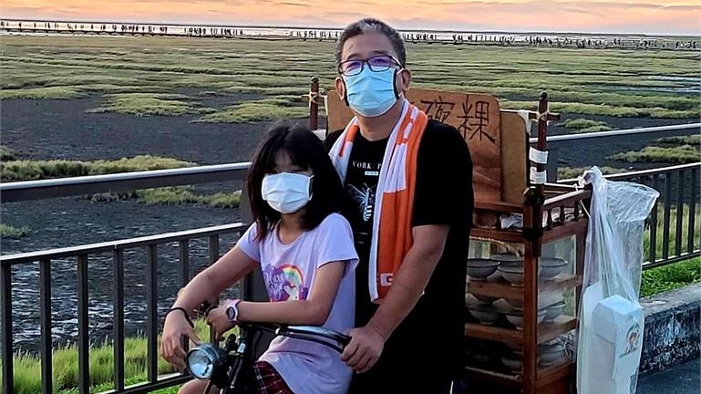 「誠信碗粿」低收爸暖舉再一樁！賠本賣532碗粿、所得全捐烏克蘭