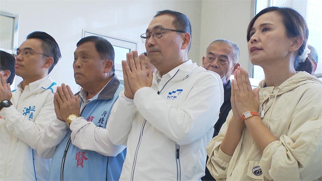 侯友宜視察淡水聖賢祠 宣布舊塔拆除新建納骨塔