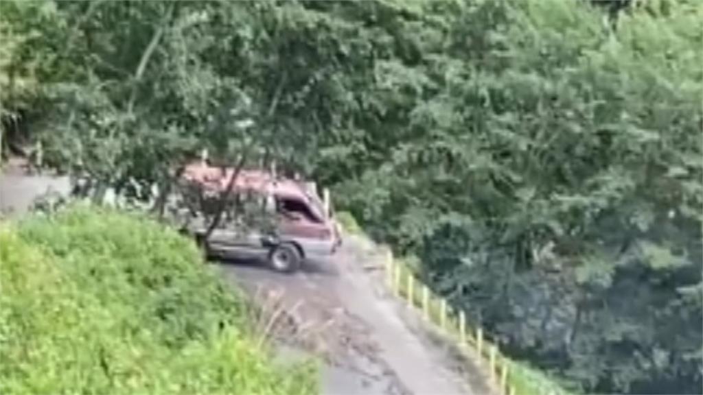 車輛赴南投救災遭落石砸壞　車行老闆霸氣免費修好