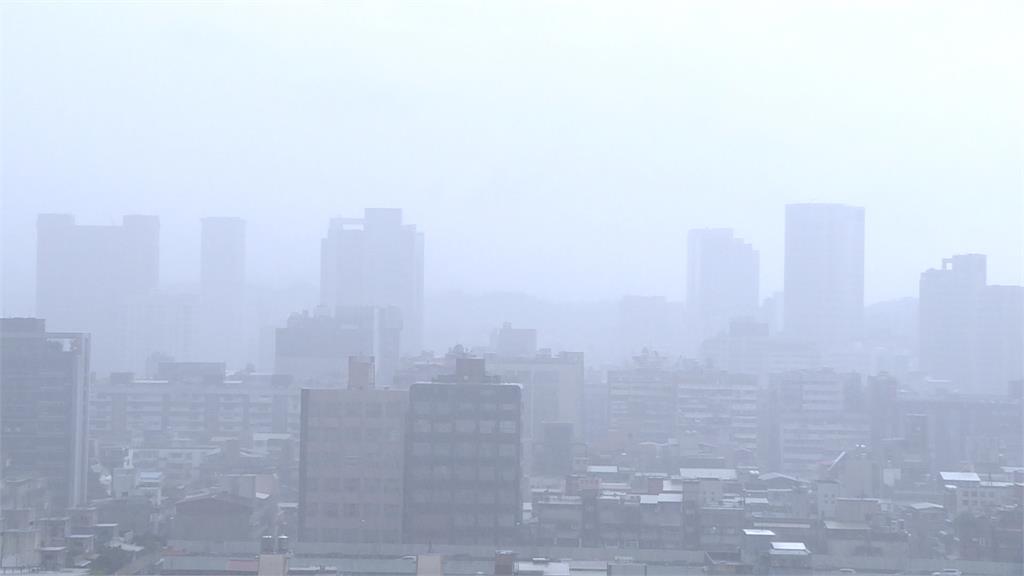 對流旺盛與梅雨滯留鋒影響　週二起全台有雨