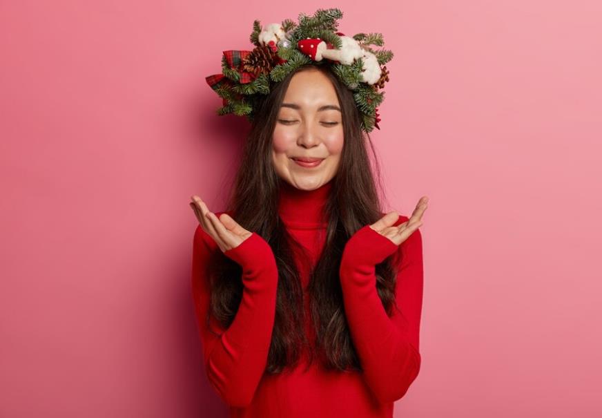 耶誕節開運祕訣與禁忌！專家：穿紅衣添喜氣　忌送手套與黃色系禮物