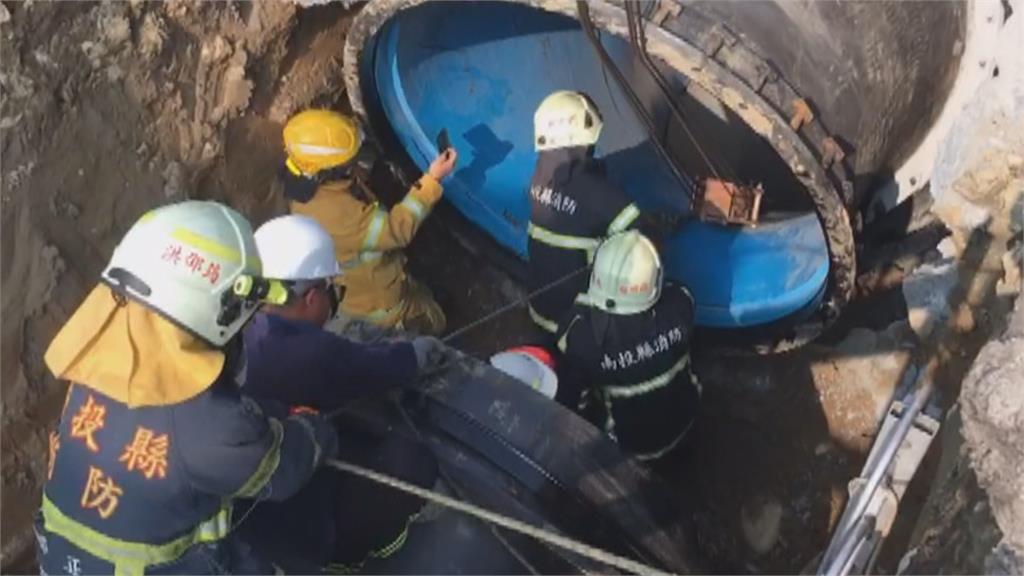 工人跌落10米深管路　吊臂車助消防員「攀降」救人