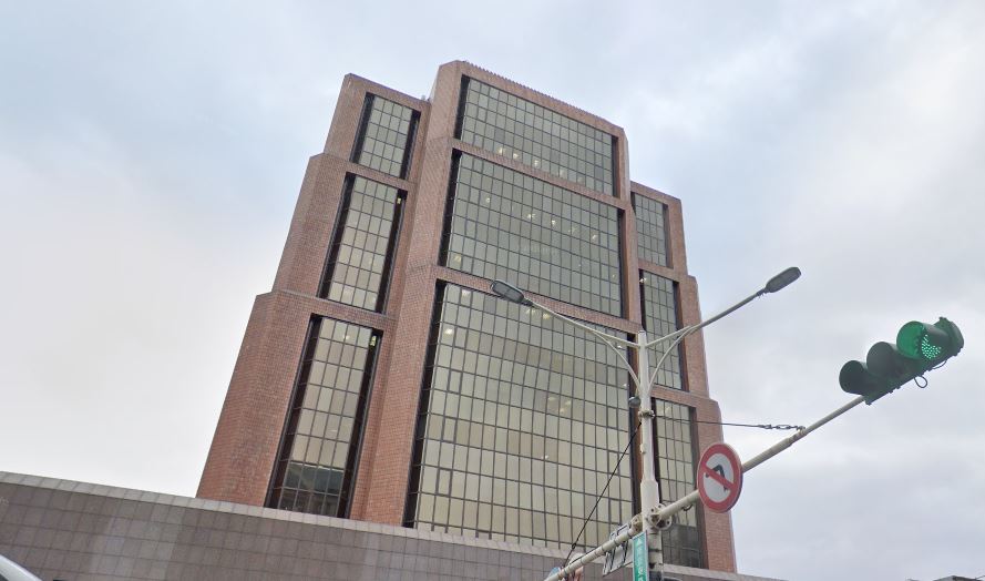 外資賣超逾424億　晶圓雙雄、金融股淪提款機