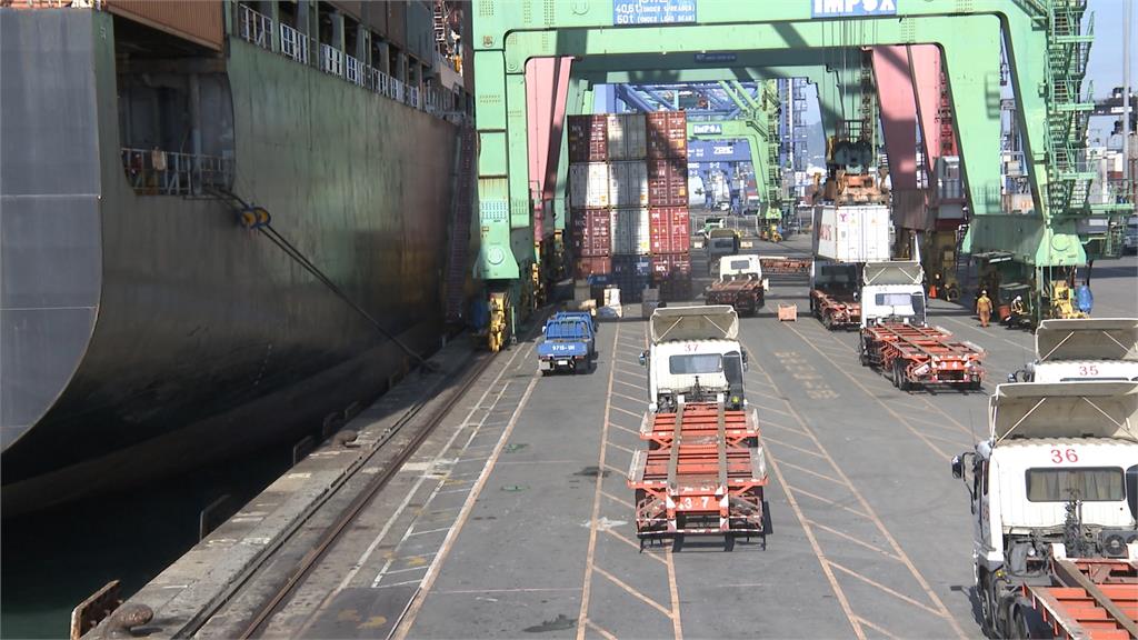 缺船又缺櫃 貨櫃海運旺運價飆漲15%   海運三雄陽明、長榮海、萬海股價翻3倍
