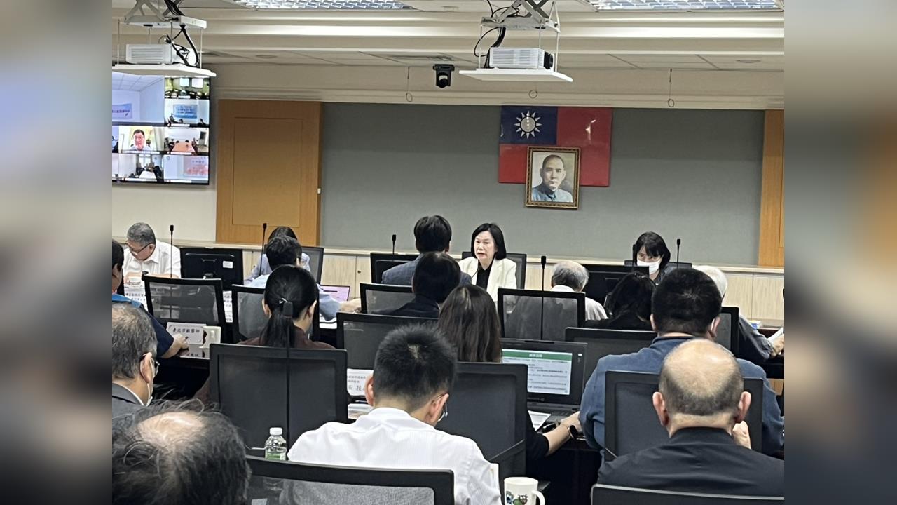 快新聞／動物用藥新制延後！藥師與獸醫不同調　杜文珍：會取得各界共識再推行