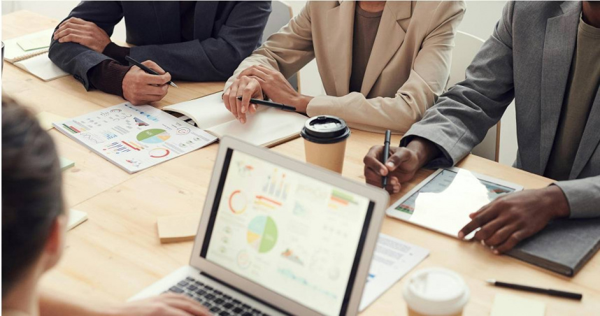 全面取消彈性放假、補班制度！明年9連假一次看