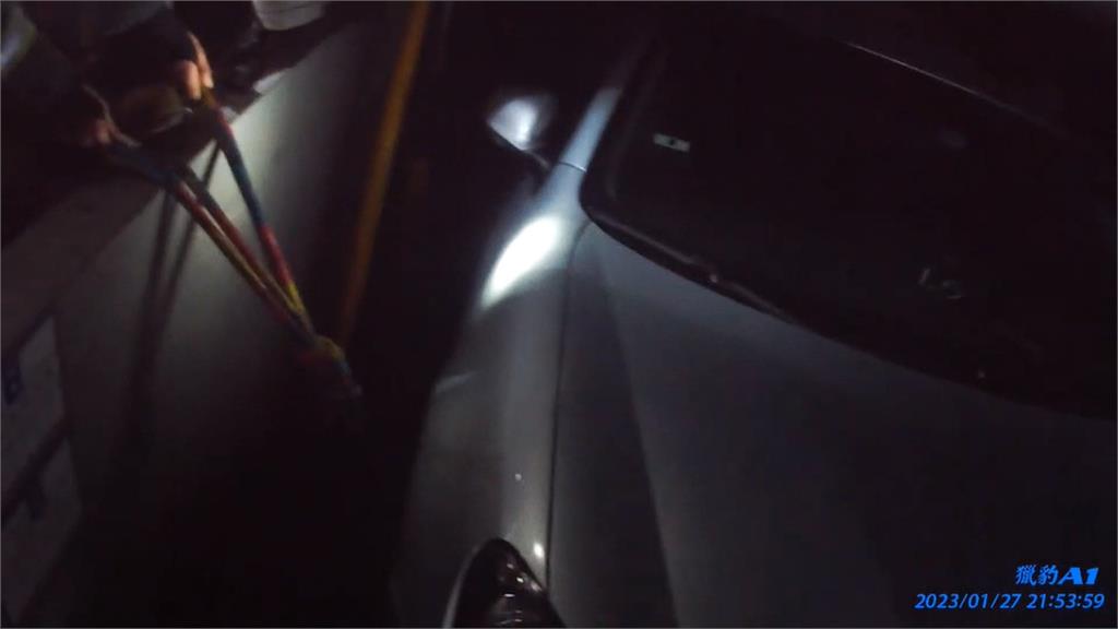 機械停車位故障 一老翁遭夾當場無呼吸心跳