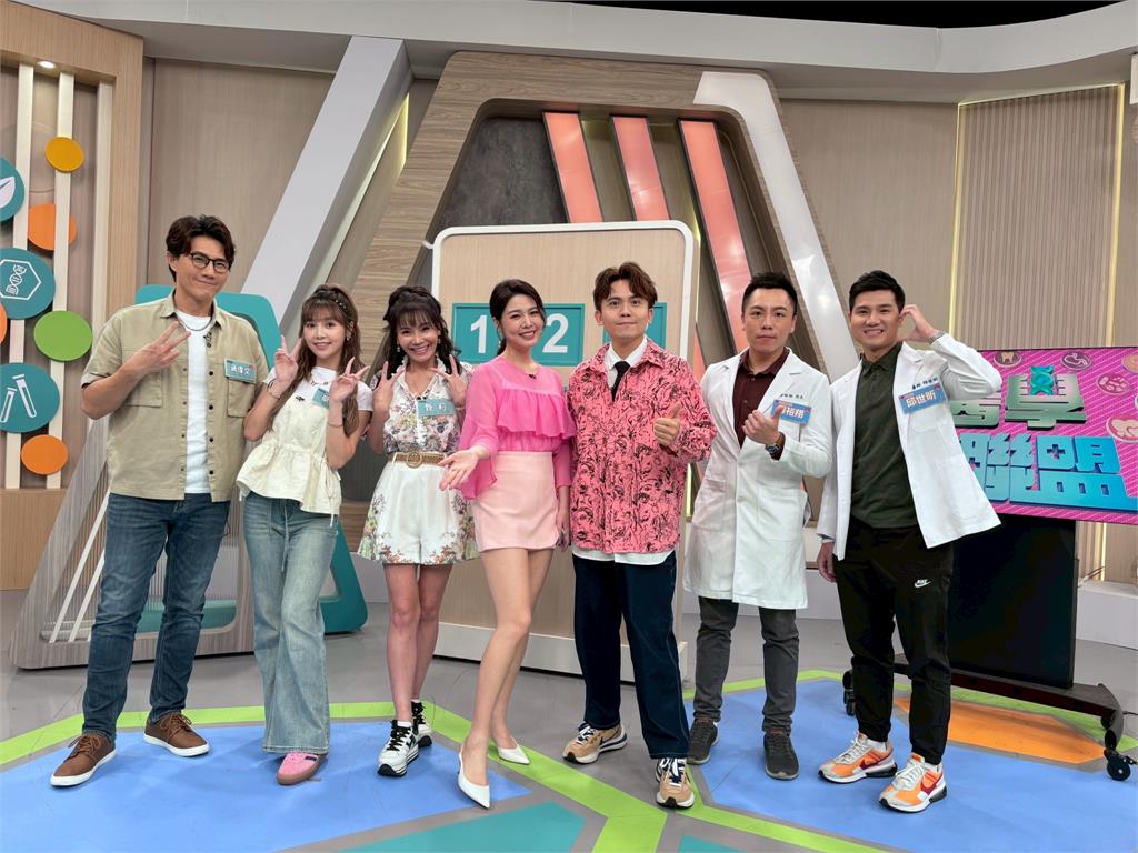 《醫學大聯盟》蔣偉文父親扛雙兒吊單槓致脫腸！拖延二天送醫手術花四萬