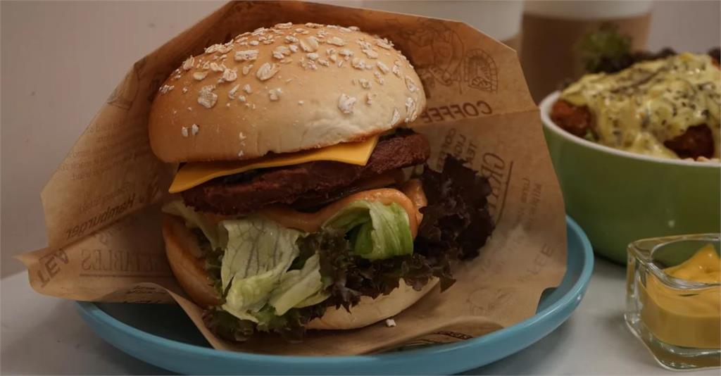【台北素食早餐】蔬醒 Vege Burger植物肉<em>漢堡</em>/台北小巨蛋無肉餐點