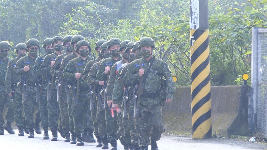 快新聞／國軍「兵源吃緊」是有心人士造謠！　賴瑞隆說明提前退伍門檻修改原因