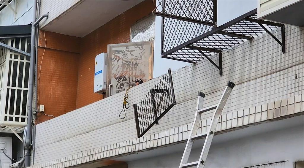 花蓮60歲工人拆2樓鋁門窗失足落地 送醫仍命危