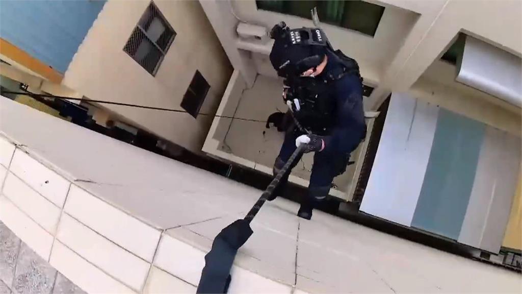 警方垂吊繩索破窗攻堅民宅　一舉逮捕洗錢集團不法所得90億元