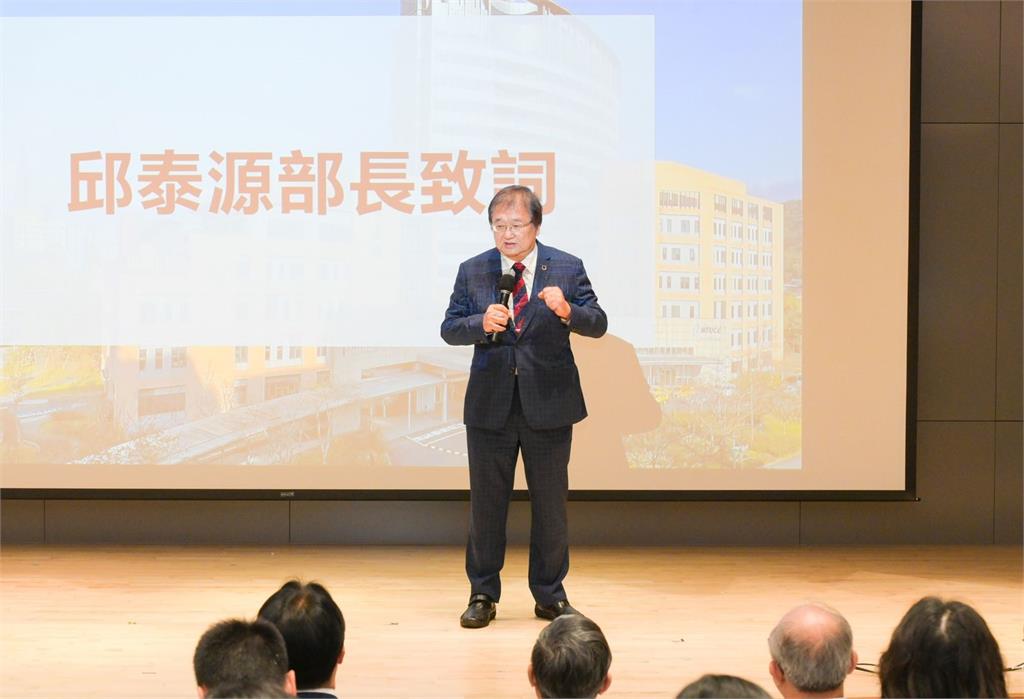 麻疹疫情接觸者5年新高！邱泰源「可控範圍內」　李秉穎：暫無大規模流行傾向
