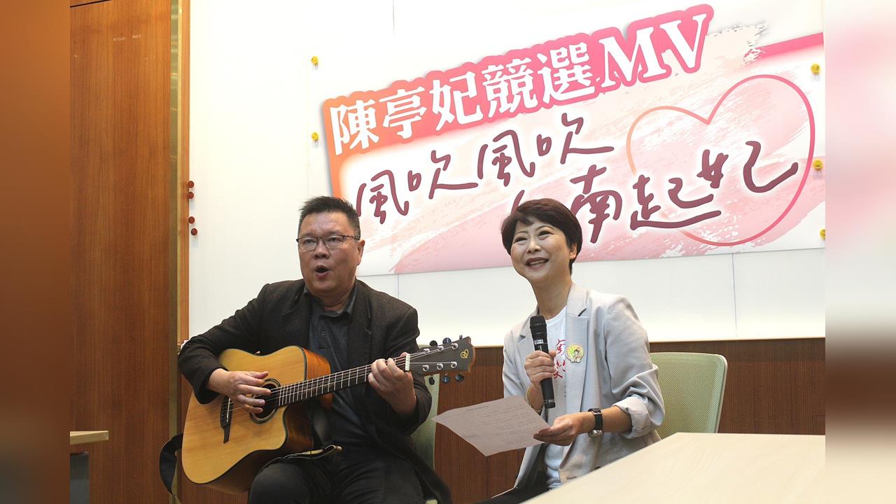 快新聞／參選台南市長拚了！自嘲因政治搞壞嗓音　「這人」仍大秀才藝嗨唱