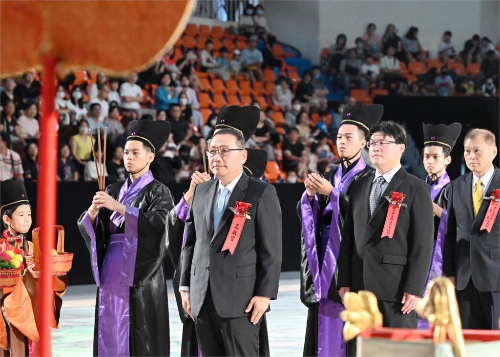 青春舞動敬師情深　新北沉浸式祭孔典禮牽起感恩力量