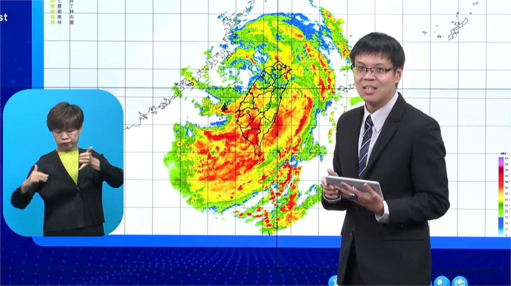 LIVE／台灣本島最快晚間脫離暴風圈　氣象署說明凱米動態