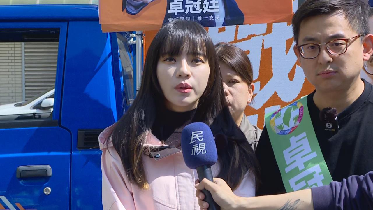 快新聞／陳智菡咬耳朵救援李貞秀　黃捷酸爆：不如辭職換「她」當立委